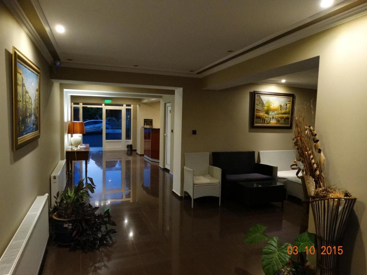 Отель Hotel Mimoza Razgrad-25