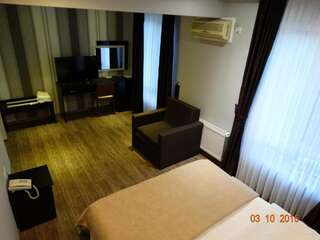 Отель Hotel Mimoza Razgrad Двухместный номер с 1 кроватью-7