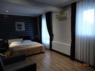 Отель Hotel Mimoza Razgrad Двухместный номер с 1 кроватью-3
